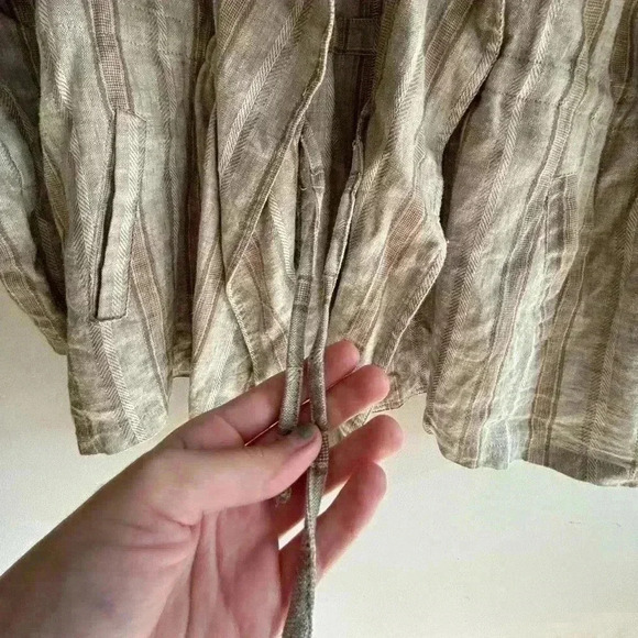 Lightweight Tan Fate Shacket - Picture 5 of 6